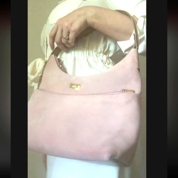💗Vintage Gucci Pink Suede Shoulder Bag❣️ - Picture 2 of 16